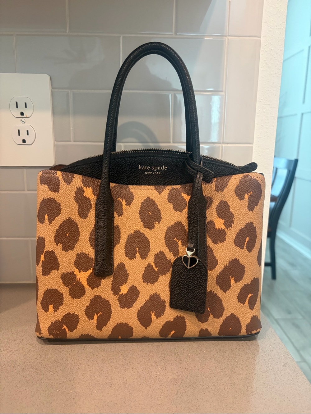 Kate Spade New York Medium Margaux Leopard Print Leather Satchel - Brown EUC - Picture 13 of 13